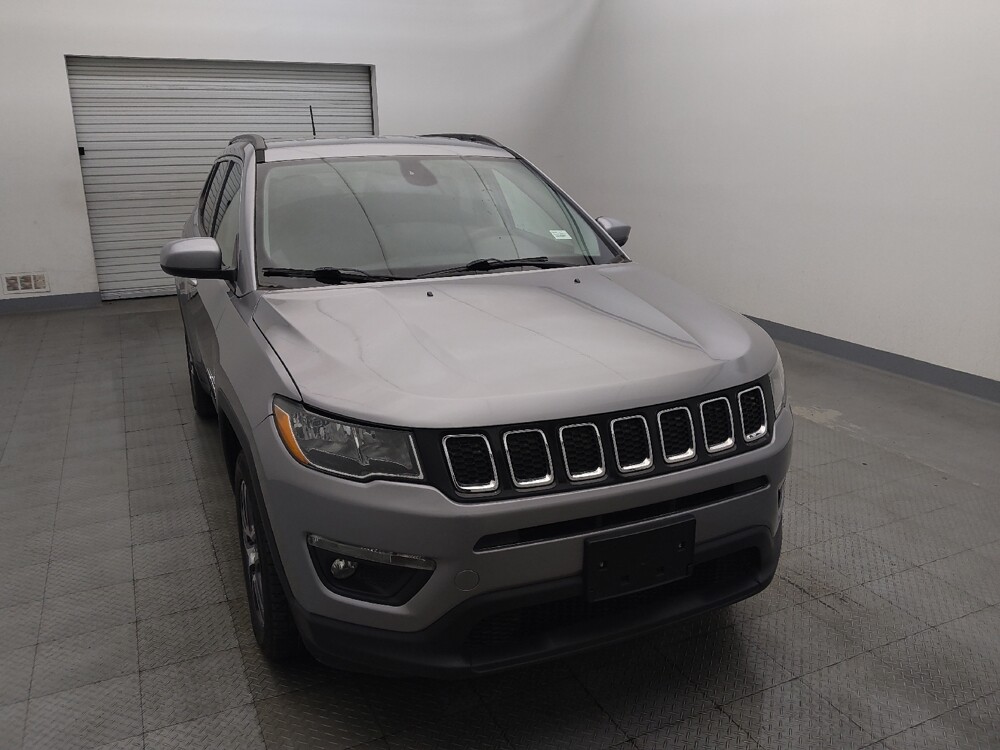 2018 Jeep Compass in Houston, TX 77060 - 18131187 14