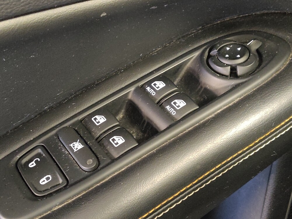 2018 Jeep Compass in Houston, TX 77060 - 18131187 27