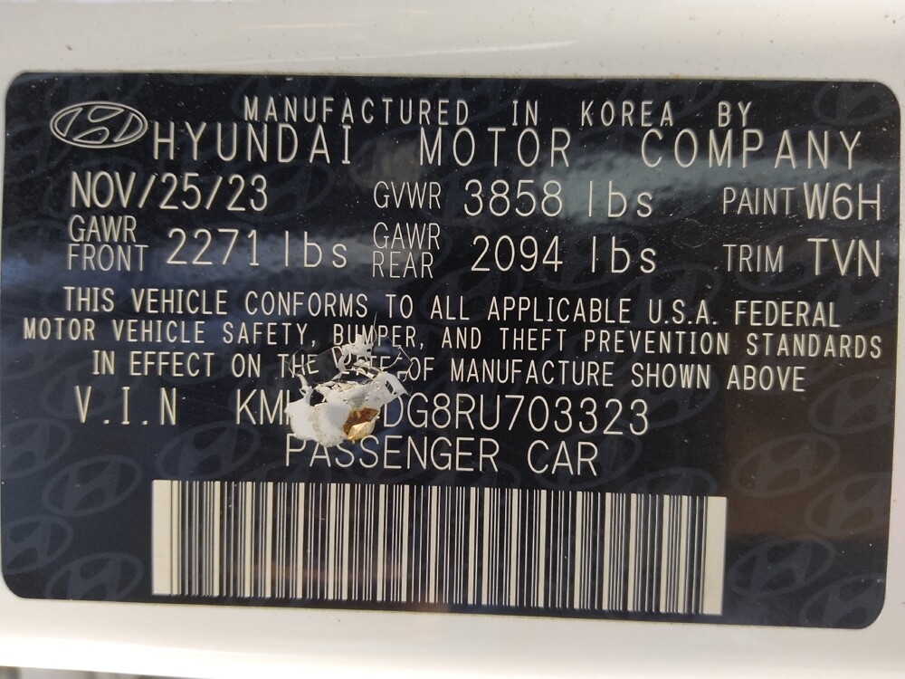 2024 Hyundai Elantra in Houston, TX 77060 - 18131205 33