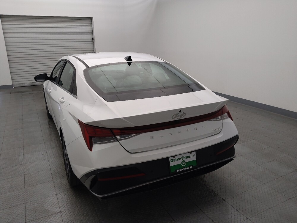 2024 Hyundai Elantra in Houston, TX 77060 - 18131205 6