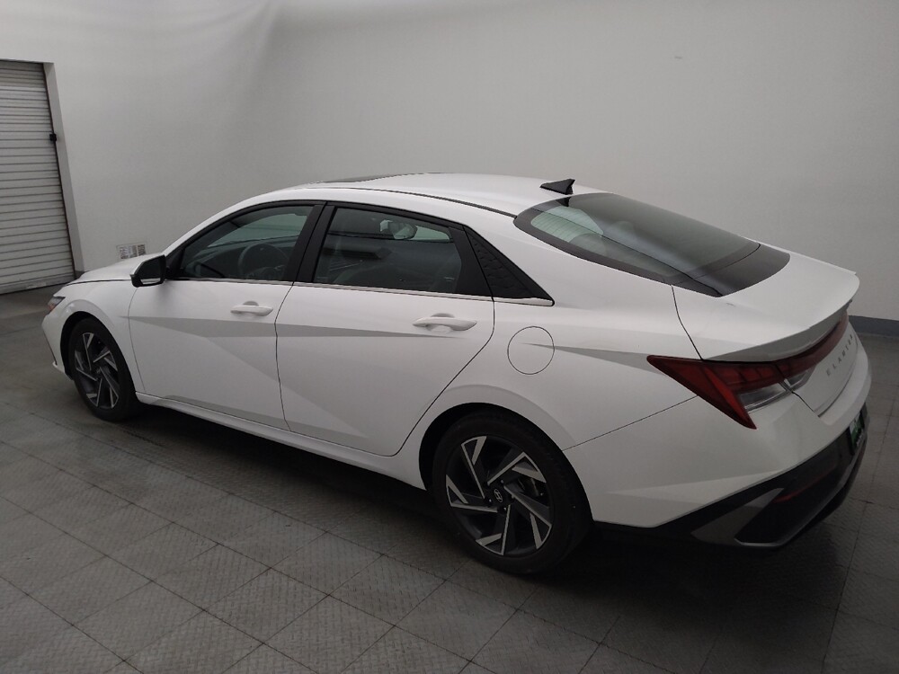 2024 Hyundai Elantra in Houston, TX 77060 - 18131205 3