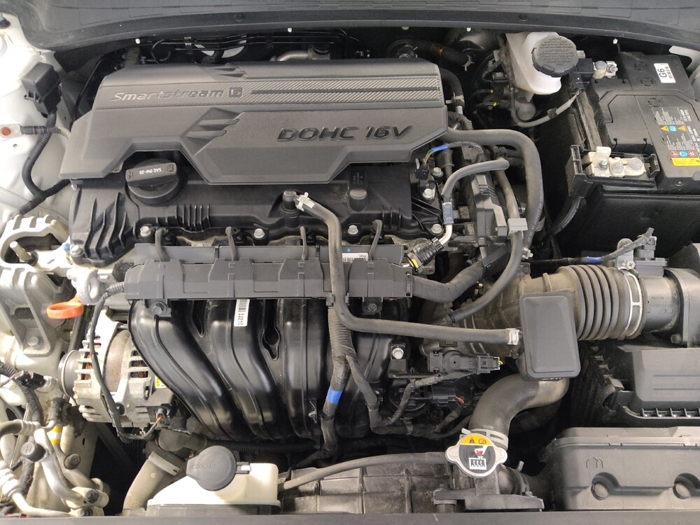 2024 Hyundai Elantra in Houston, TX 77060 - 18131205 30