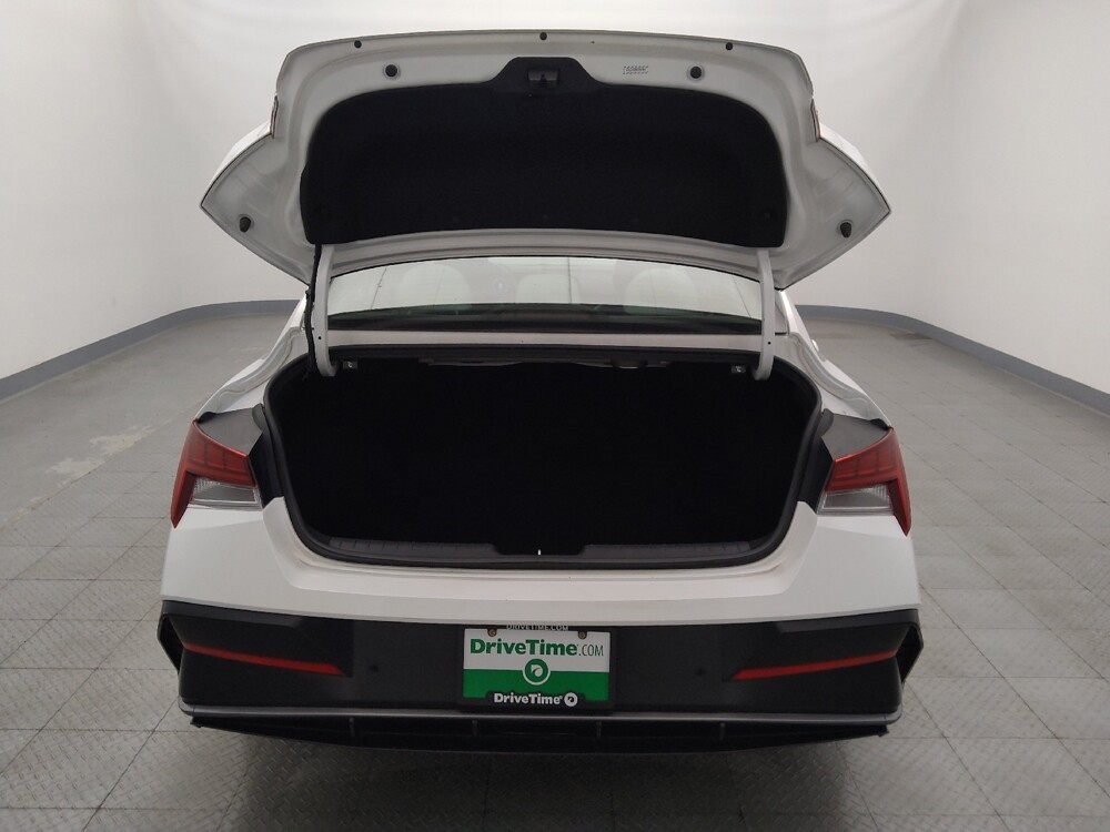 2024 Hyundai Elantra in Houston, TX 77060 - 18131205 29