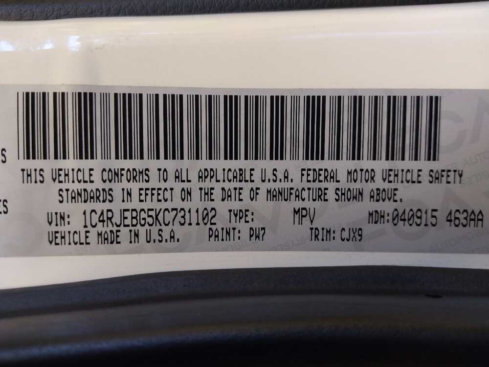 2019 Jeep Grand Cherokee in Houston, TX 77060 - 18131207 33