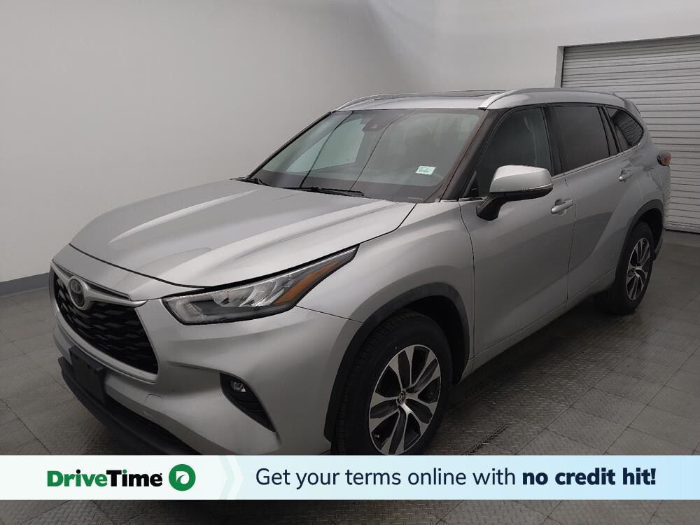 2020 Toyota Highlander in Houston, TX 77074 - 18131210