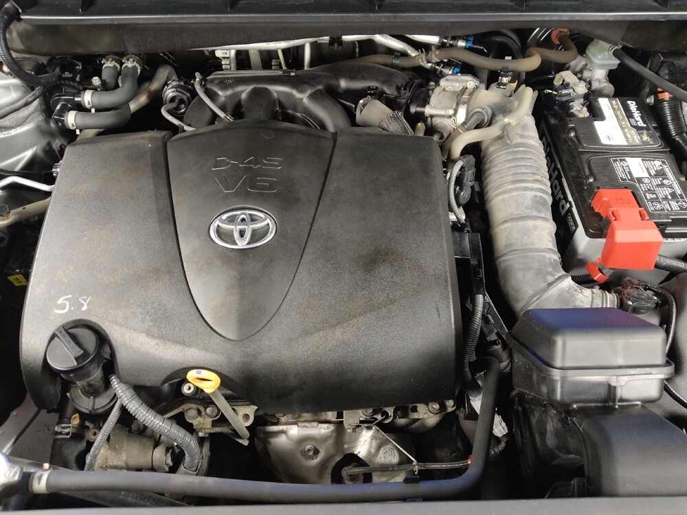 2020 Toyota Highlander in Houston, TX 77074 - 18131210 30