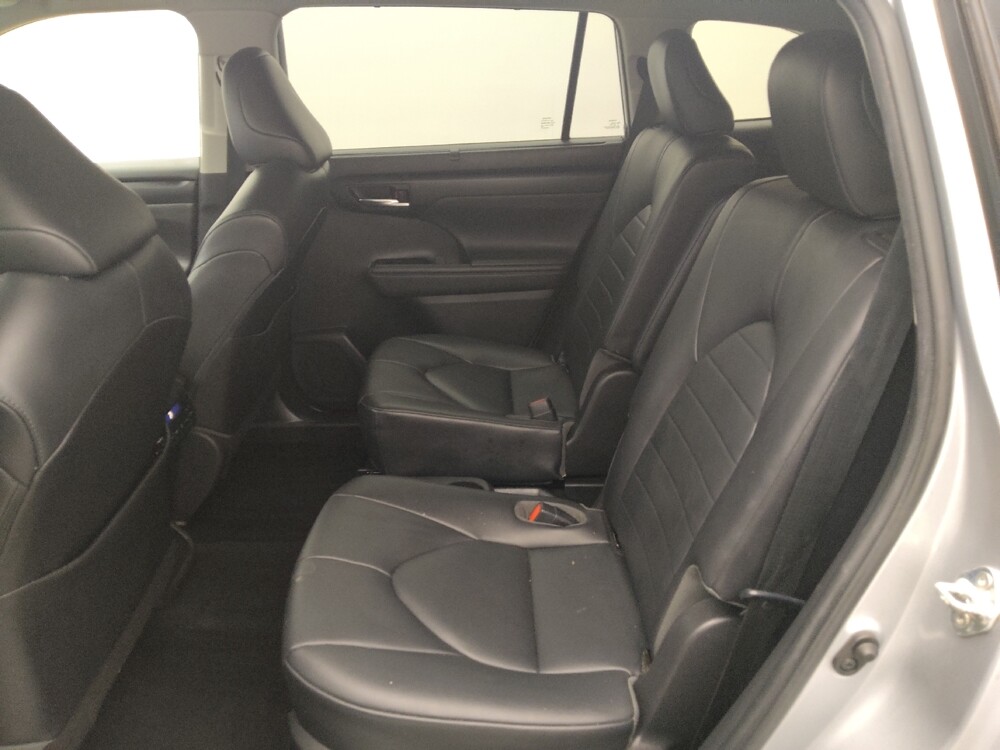 2020 Toyota Highlander in Houston, TX 77074 - 18131210 18