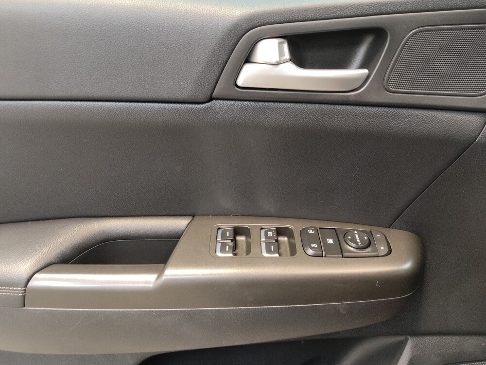 2017 Kia Sportage in Fairfield, OH 45014 - 18131212 27