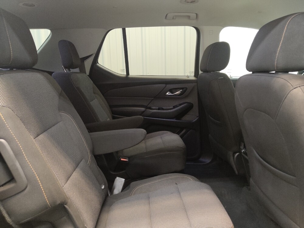 2018 Chevrolet Traverse in Fairfield, OH 45014 - 18131213 19