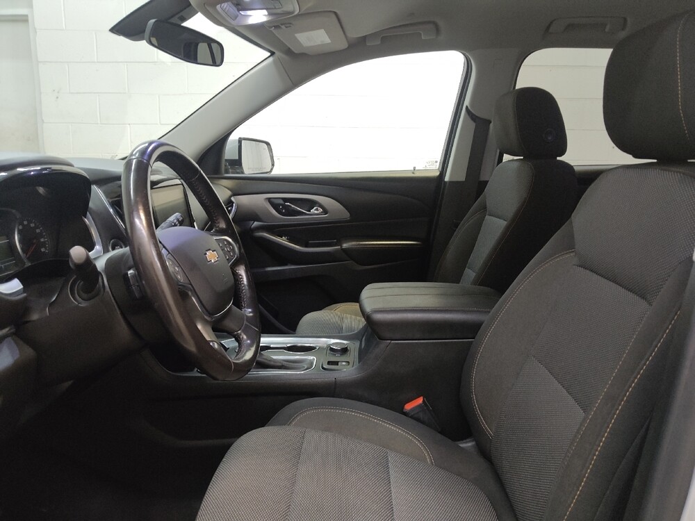 2018 Chevrolet Traverse in Fairfield, OH 45014 - 18131213 17