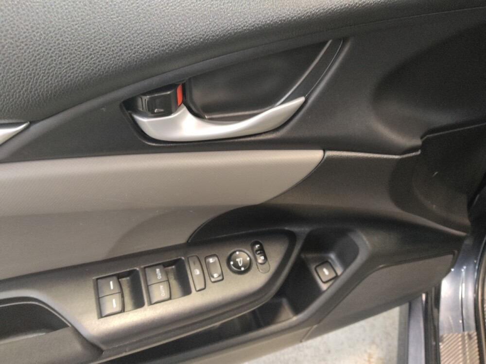 2019 Honda Civic in Fairfield, OH 45014 - 18131218 27