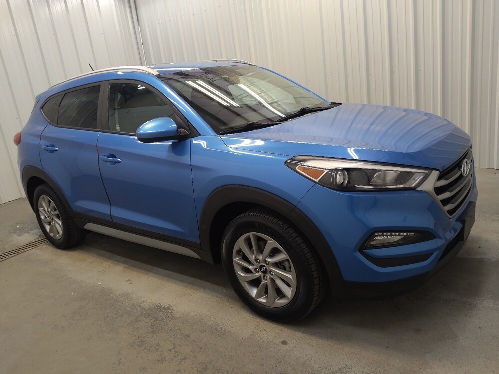 2017 Hyundai Tucson in Fairfield, OH 45014 - 18131219 11