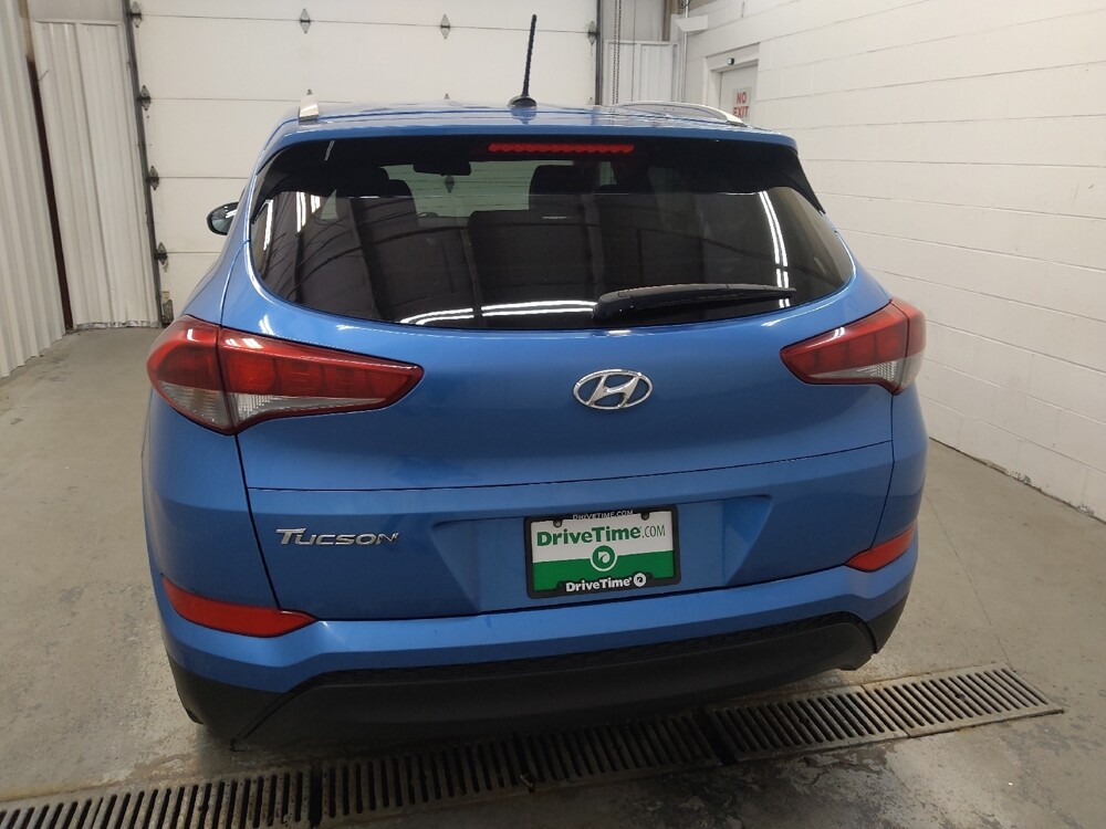 2017 Hyundai Tucson in Fairfield, OH 45014 - 18131219 6