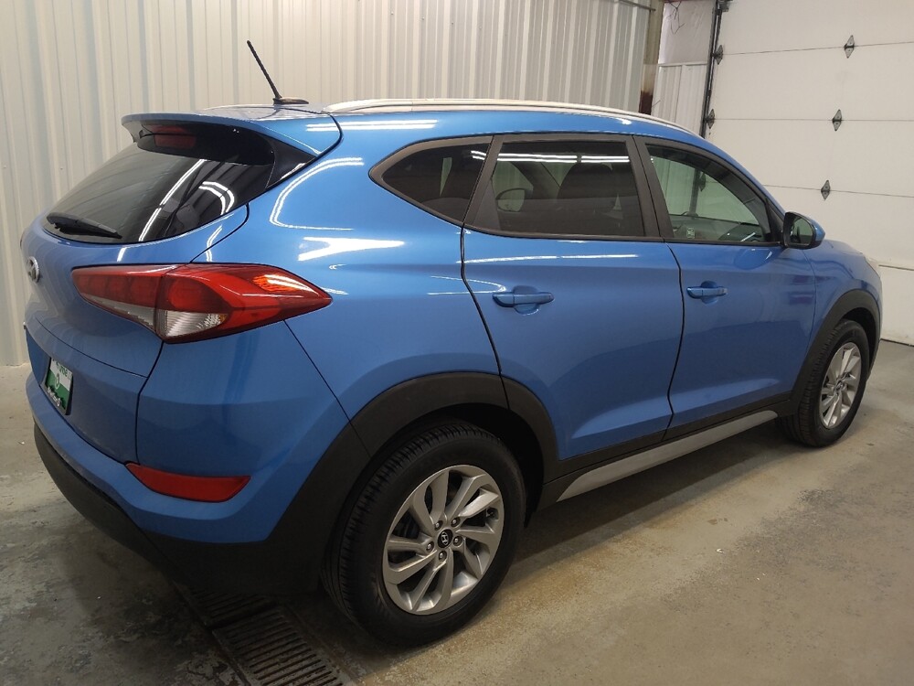 2017 Hyundai Tucson in Fairfield, OH 45014 - 18131219 10