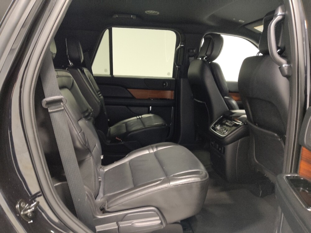 2019 Lincoln Navigator in Columbus, OH 43231 - 18131221 19