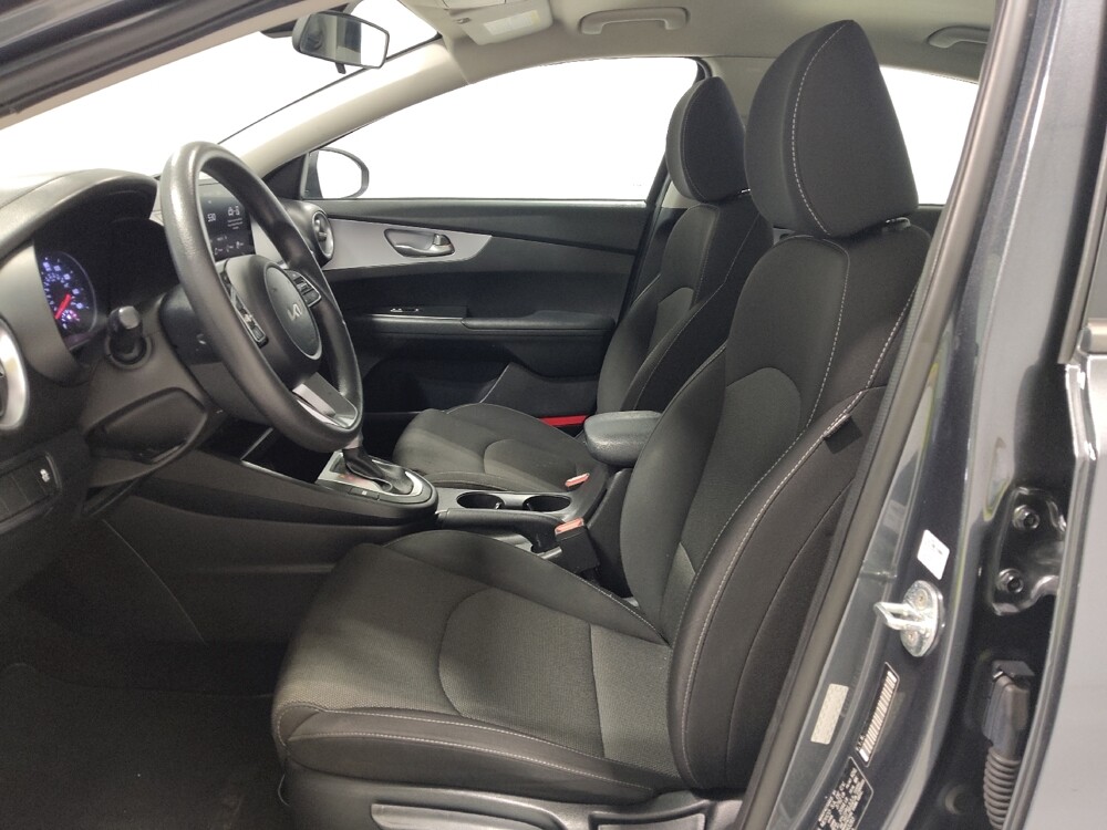 2022 Kia Forte in Columbus, OH 43231 - 18131229 17