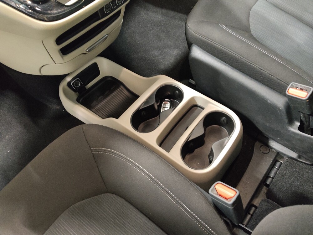 2022 Chrysler Voyager in Columbus, OH 43231 - 18131236 26