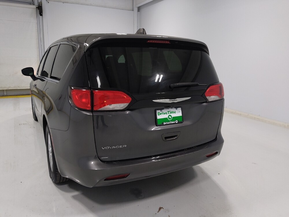 2022 Chrysler Voyager in Columbus, OH 43231 - 18131236 6