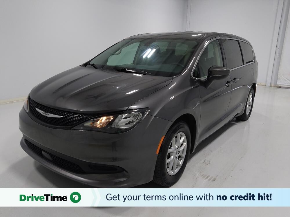 2022 Chrysler Voyager in Columbus, OH 43231 - 18131236