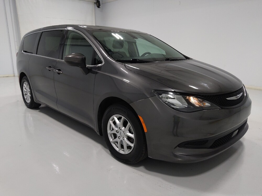 2022 Chrysler Voyager in Columbus, OH 43231 - 18131236 13