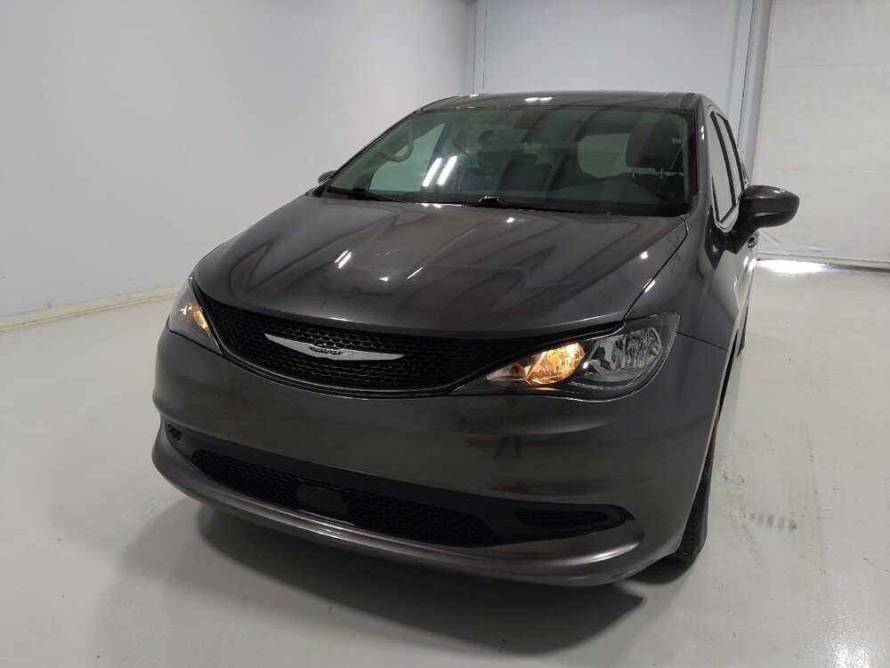 2022 Chrysler Voyager in Columbus, OH 43231 - 18131236 15