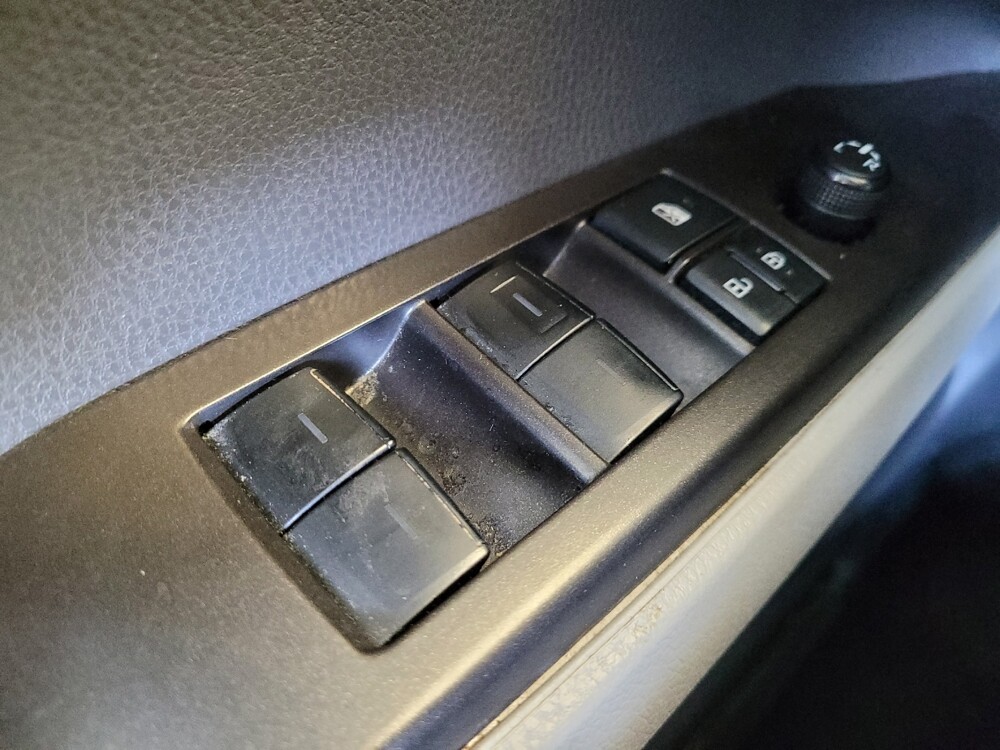 2022 Toyota Camry in Miamisburg, OH 45342 - 18131239 27