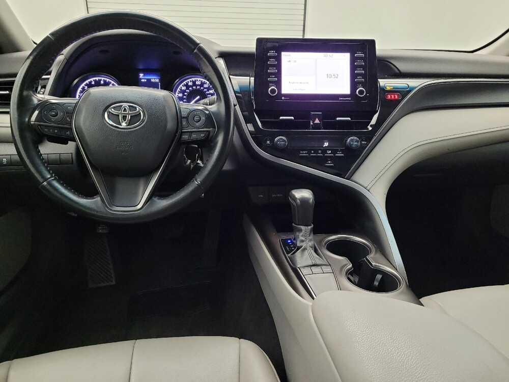 2022 Toyota Camry in Miamisburg, OH 45342 - 18131239 22