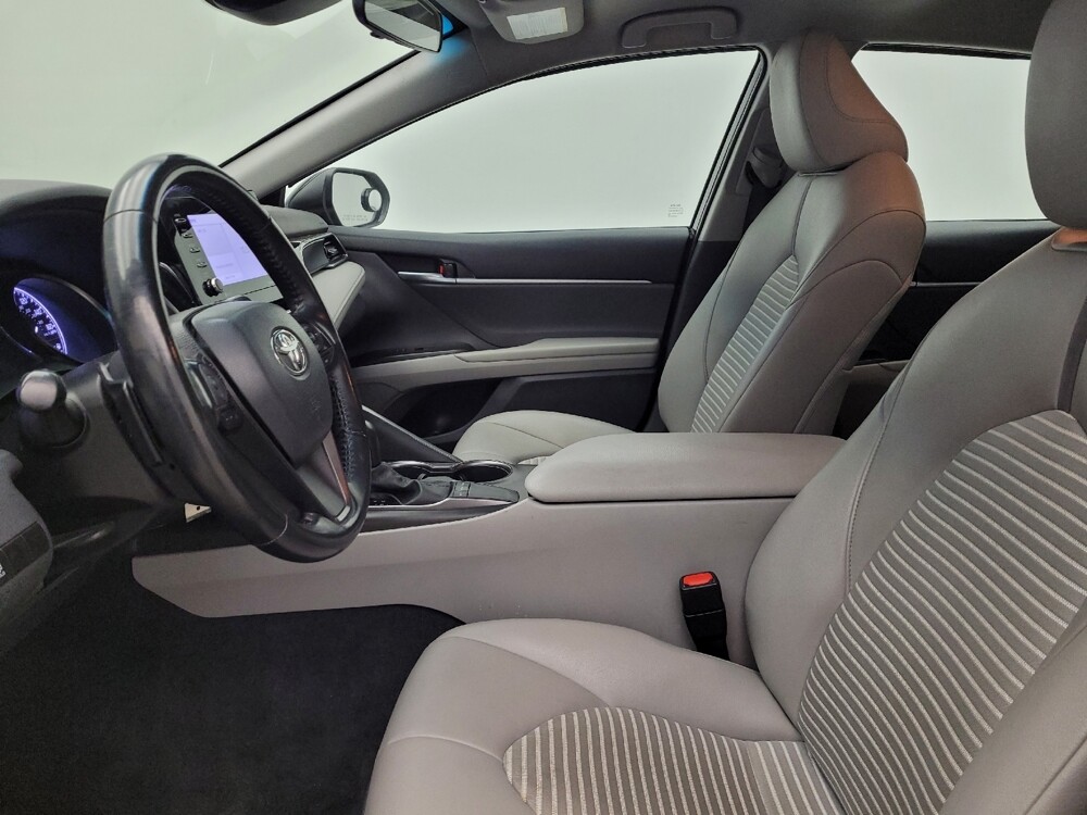 2022 Toyota Camry in Miamisburg, OH 45342 - 18131239 17