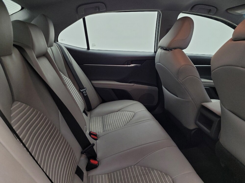 2022 Toyota Camry in Miamisburg, OH 45342 - 18131239 19