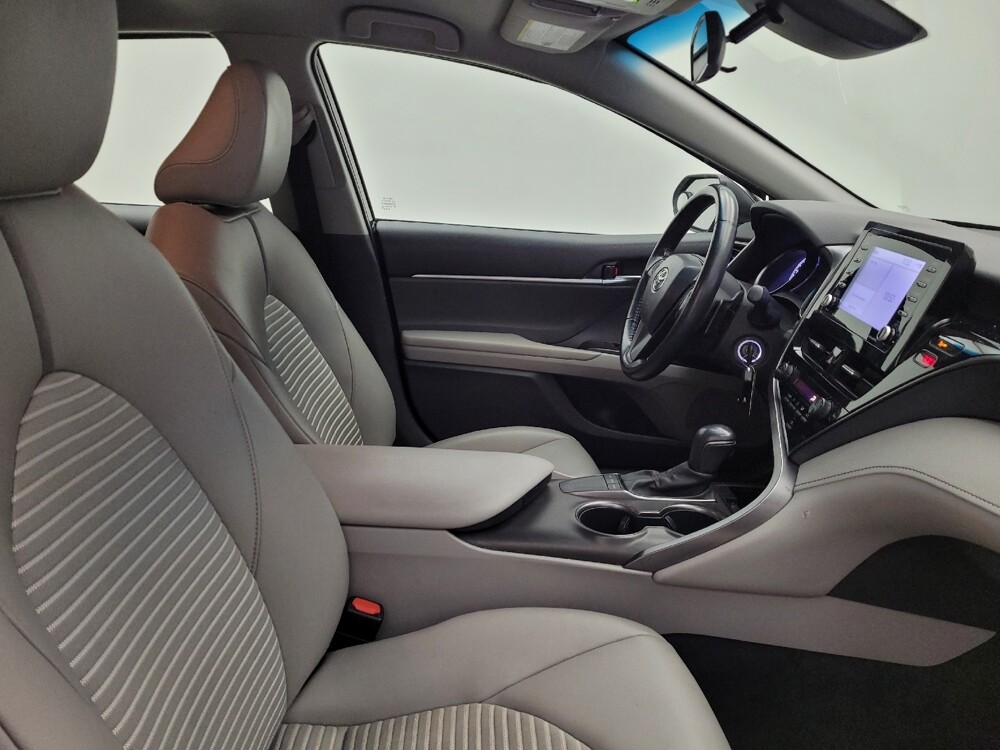 2022 Toyota Camry in Miamisburg, OH 45342 - 18131239 21