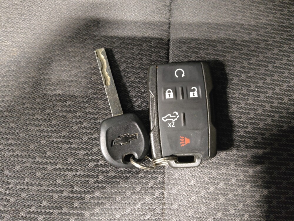 2020 Chevrolet Silverado 1500 in Columbus, OH 43231 - 18131241 32