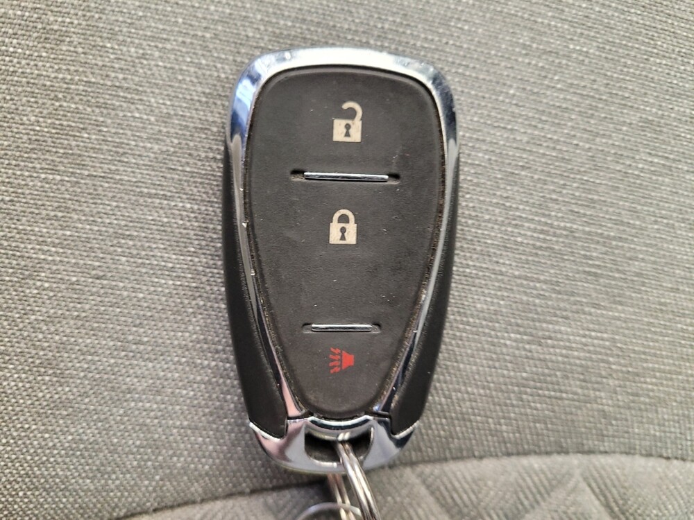 2022 Chevrolet Equinox in Columbus, OH 43228 - 18131252 32