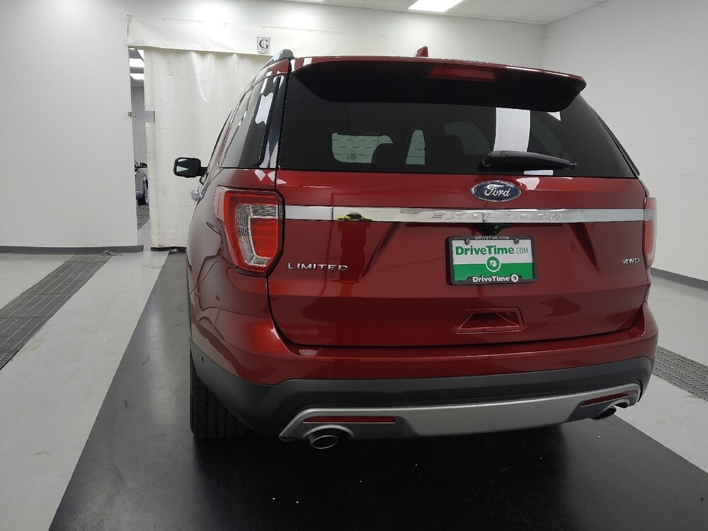 2017 Ford Explorer in St. Louis, MO 63125 - 18131255 6