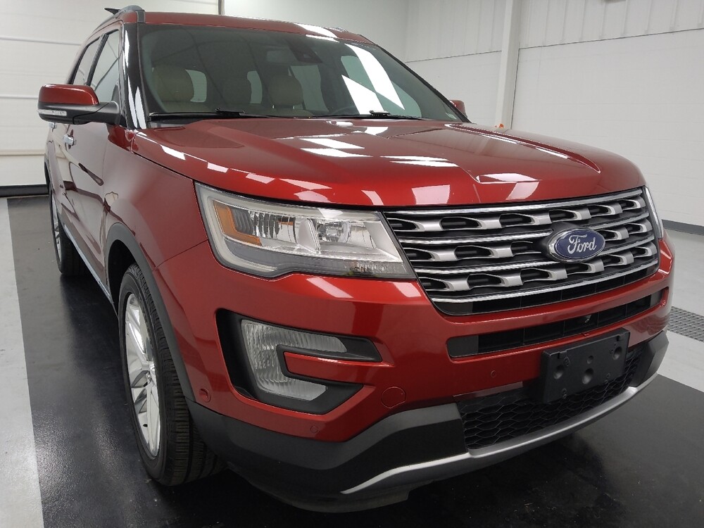 2017 Ford Explorer in St. Louis, MO 63125 - 18131255 14