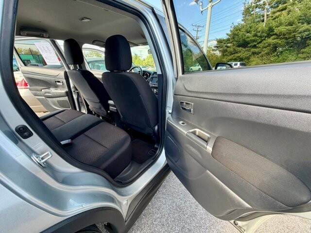 2019 Mitsubishi Outlander Sport in Baltimore, MD 21225 - 18131263 13