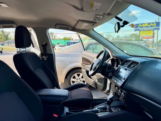 2019 Mitsubishi Outlander Sport in Baltimore, MD 21225 - 18131263 11