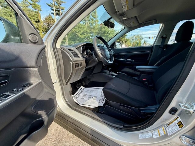 2019 Mitsubishi Outlander Sport in Baltimore, MD 21225 - 18131263 20