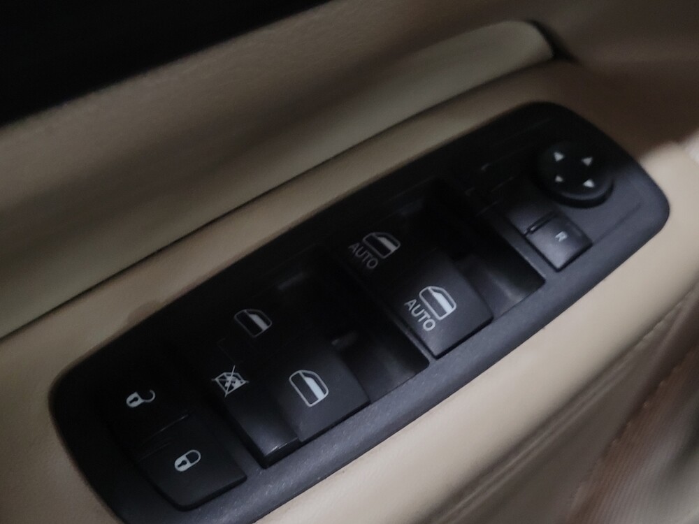 2022 Jeep Grand Cherokee in Plymouth Meeting, PA 19462 - 18131264 27