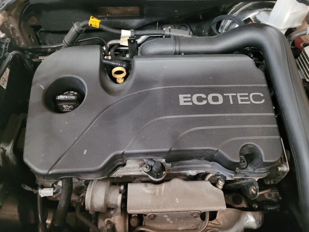 2019 Chevrolet Equinox in Pittsburgh, PA 15237 - 18131271 30