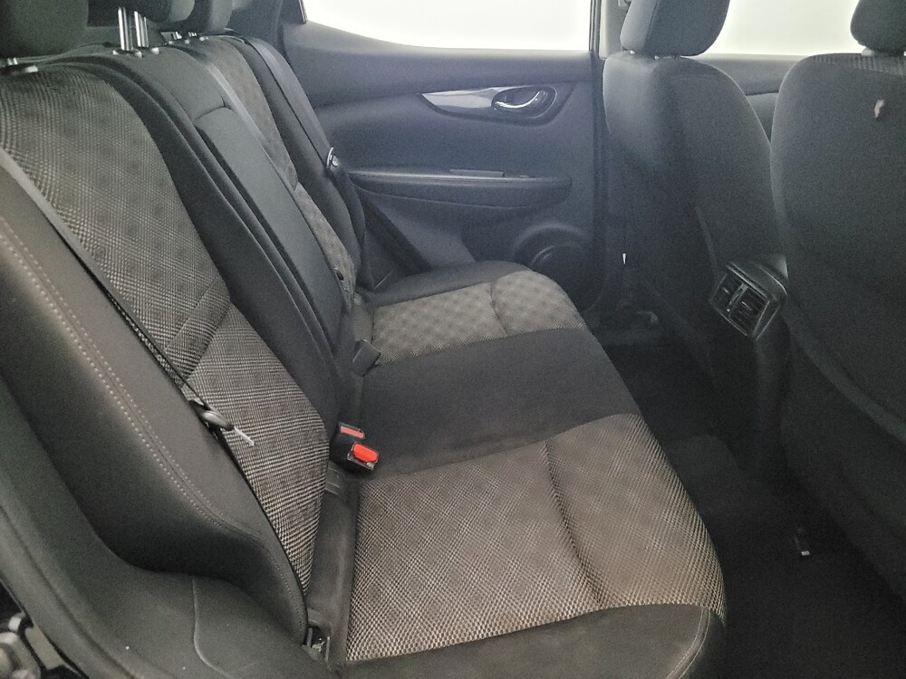 2017 Nissan Rogue Sport in Laurel, MD 20724 - 18131274 19