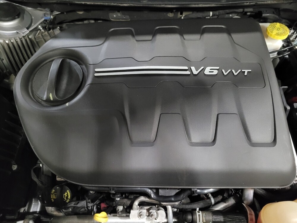 2019 Jeep Cherokee in Pittsburgh, PA 15237 - 18131275 30