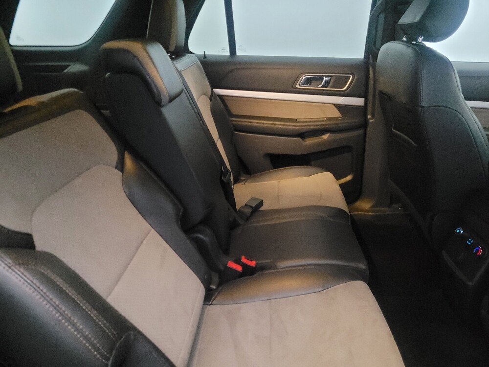2017 Ford Explorer in Pittsburgh, PA 15237 - 18131277 19