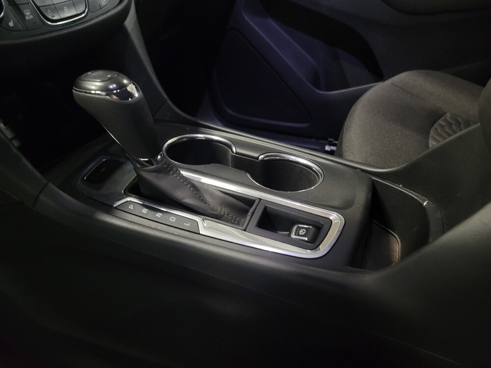 2020 Chevrolet Equinox in Pittsburgh, PA 15237 - 18131278 26