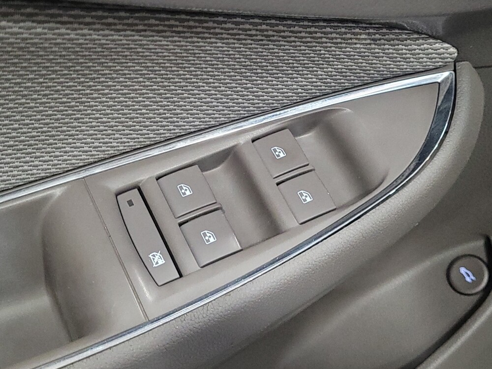 2018 Chevrolet Cruze in Temple Hills, MD 20746 - 18131281 27