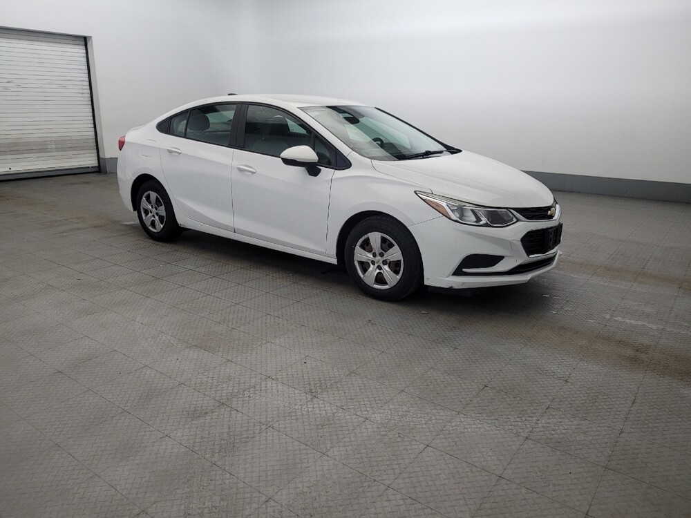 2018 Chevrolet Cruze in Temple Hills, MD 20746 - 18131281 11