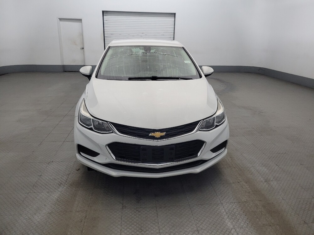 2018 Chevrolet Cruze in Temple Hills, MD 20746 - 18131281 15