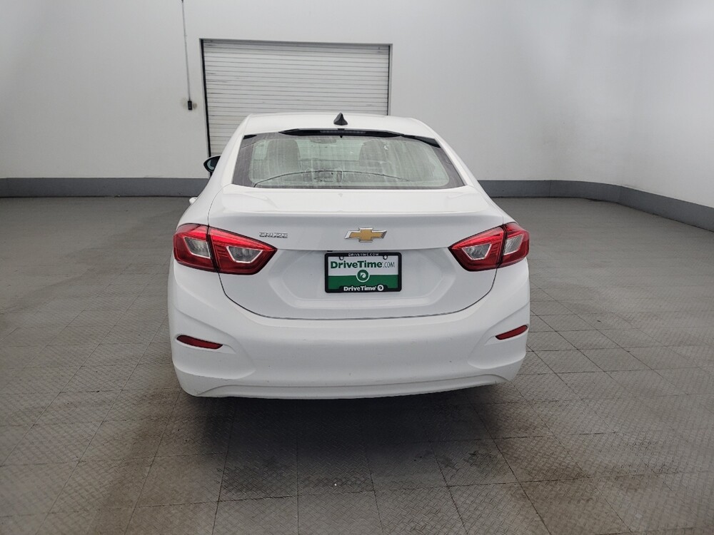 2018 Chevrolet Cruze in Temple Hills, MD 20746 - 18131281 6