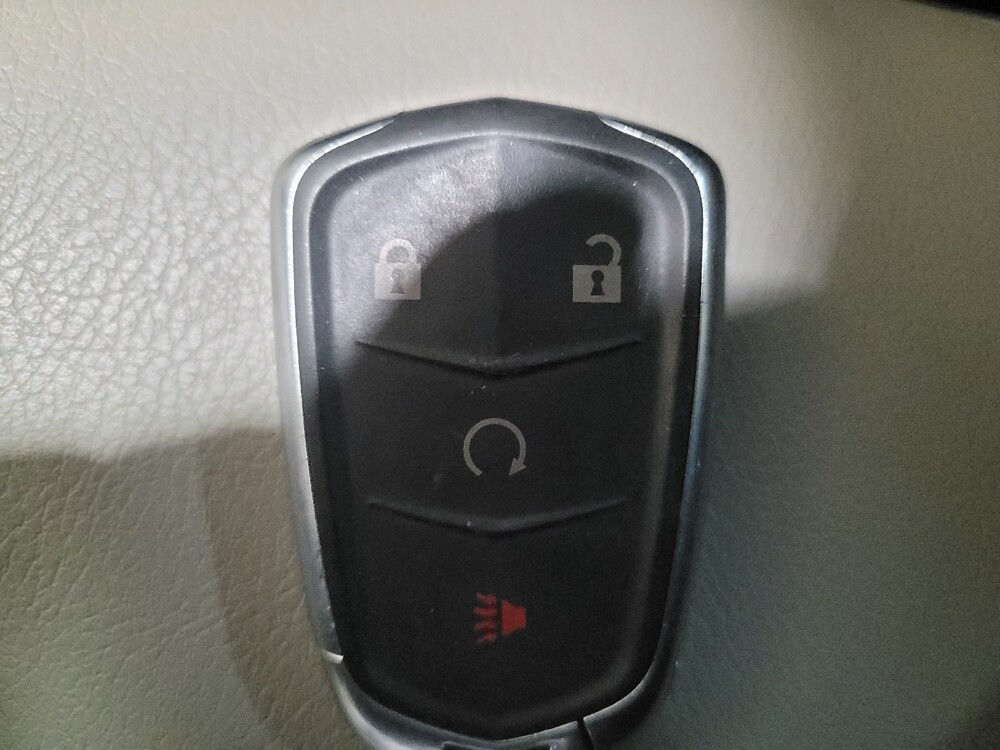 2019 Cadillac XT4 in Temple Hills, MD 20746 - 18131282 32