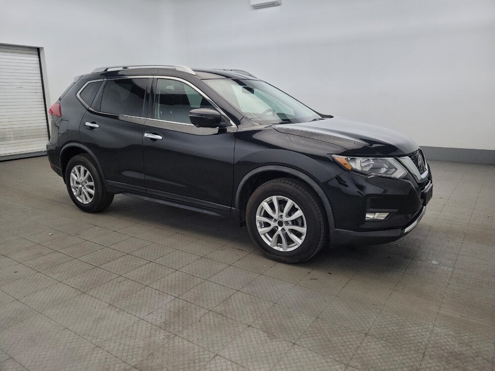 2018 Nissan Rogue in Pittsburgh, PA 15237 - 18131283 11