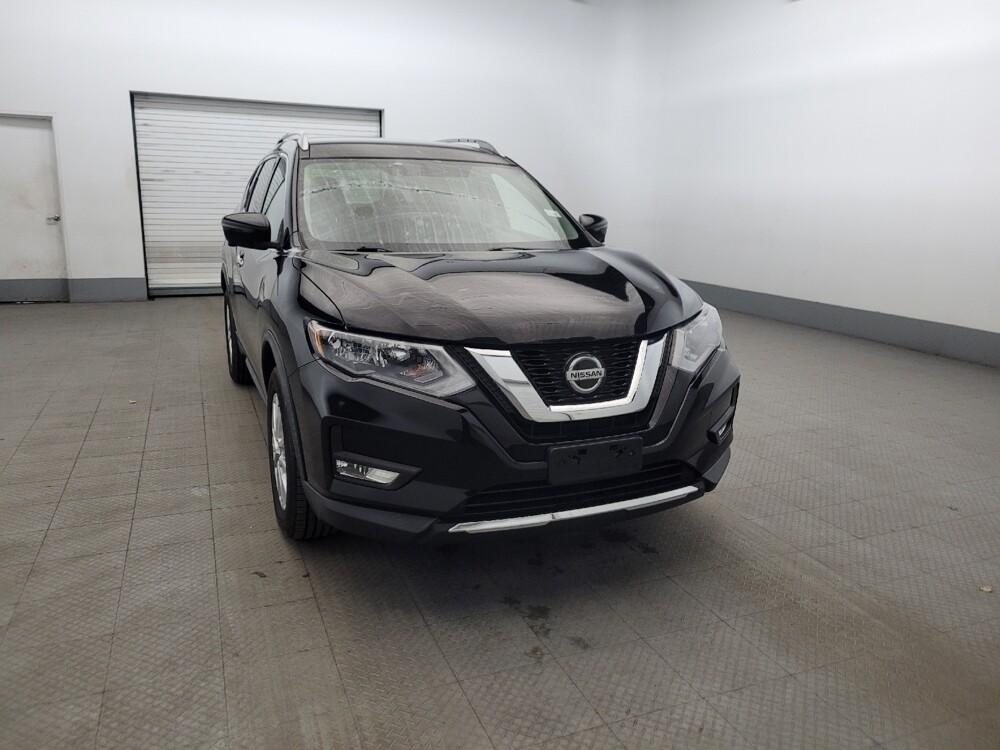 2018 Nissan Rogue in Pittsburgh, PA 15237 - 18131283 14